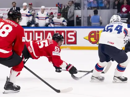 Hockey sur glace. Le Canada bousculé, la Finlande déroule - La Liberté
