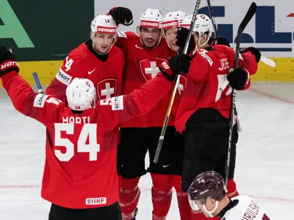 Hockey sur glace. En battant les Britanniques, la Suisse se qualifie pour les quarts - La Liberté