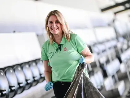 Warum TV-Moderatorin Daniela Milanese an der Eishockey-WM das Stadion putzt