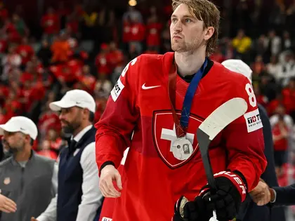 Der gläubige Hockey-Star, der auch mal die Fäuste sprechen lässt