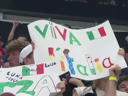 Au pays de Gottéron, le championnat du monde de hockey attire une foule d’élèves