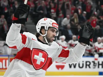 Hischier schwärmt vom Nati-Teamgeist: «Bei uns sitzen 25 Leader»