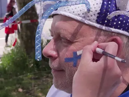 Championnat du monde de hockey : les supporters finlandais en masse à Zurich
