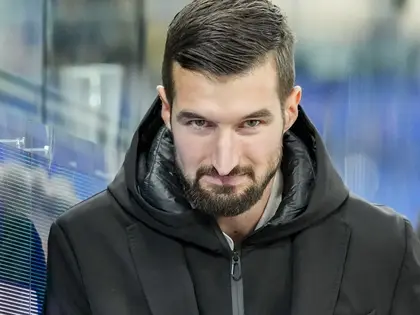 Un libro, dei bambini, l’hockey: Gianinazzi racconta