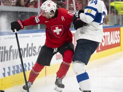 Hockey sur glace: Hischier: "On a su garder notre sang-froid" - ArcInfo
