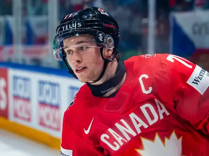 «Ça va être un beau match»: Macklin Celebrini et le Canada ont une revanche à prendre