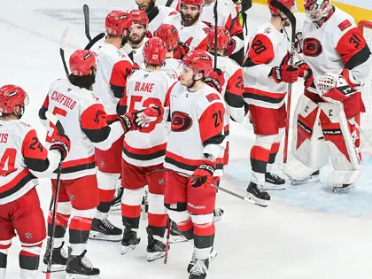 Montréal mené 3-1: Carolina à deux doigts de la finale de la Coupe Stanley
