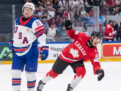 La feuille d'érable en demies: Le Canada prend sa revanche sur les États-Unis