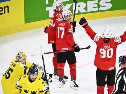 Eishockey-WM: Die Schweiz bezwingt Schweden 3:1 und steht im Halbfinal - Neue Zürcher Zeitung