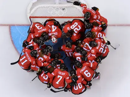 Hockey sur glace: la Suisse accueillera le Mondial féminin 2028