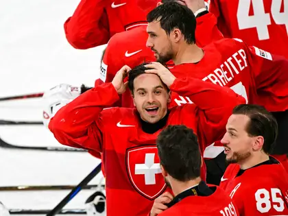 La Suisse détrône les États-Unis: No 1 mondiale en hockey