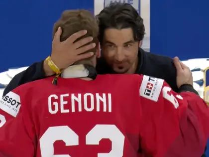 Emotionaler Moment nach Final: Nati-Legende Ambühl tröstet Genoni – was er ihm sagte