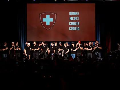 Die Schweizer Eishockey-Helden werden auf dem Helvetiaplatz in Zürich empfangen
