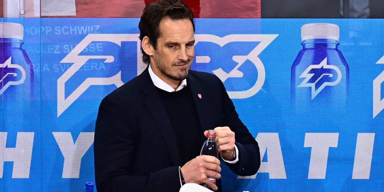 Hockey sur glace: Patrick Fischer se sent trahi par la SRF