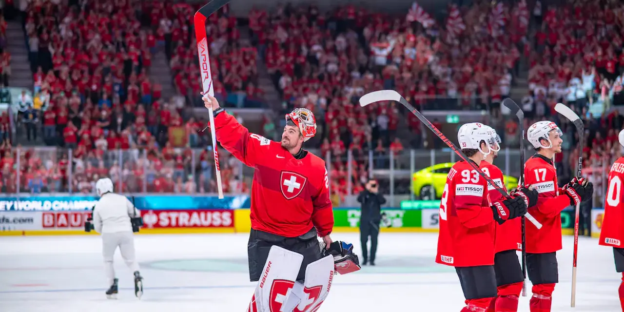 Hockey: Reto Berra prend sa retraite avec l'équipe de Suisse